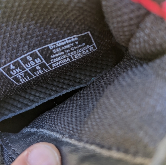 Dr. Martens, Size 5 - Picture 4 of 4